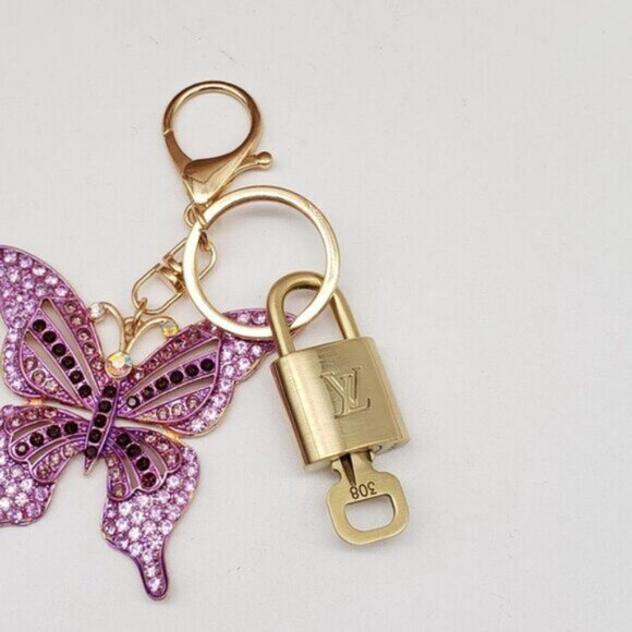 Louis Vuitton Lock & Key with Unbranded Butterfly Charm, Keychain 090925 - Picture 3 of 9